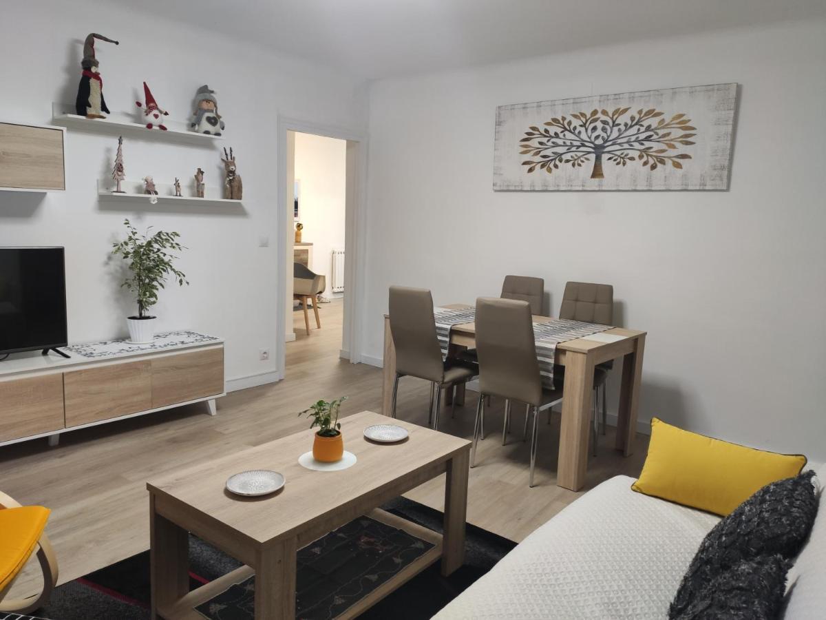 Apartamento Estel La Seu d'Urgell Exterior foto