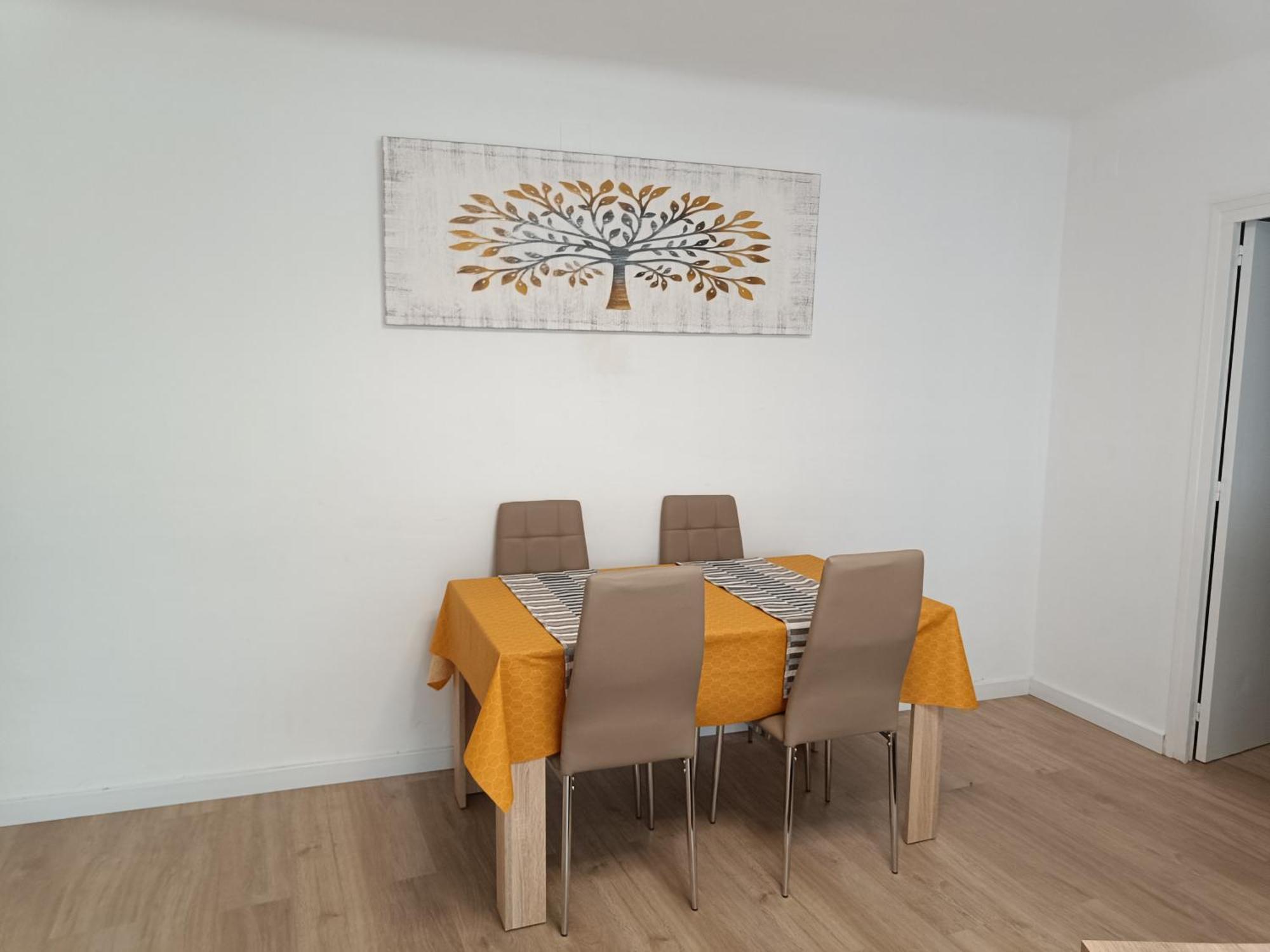 Apartamento Estel La Seu d'Urgell Exterior foto