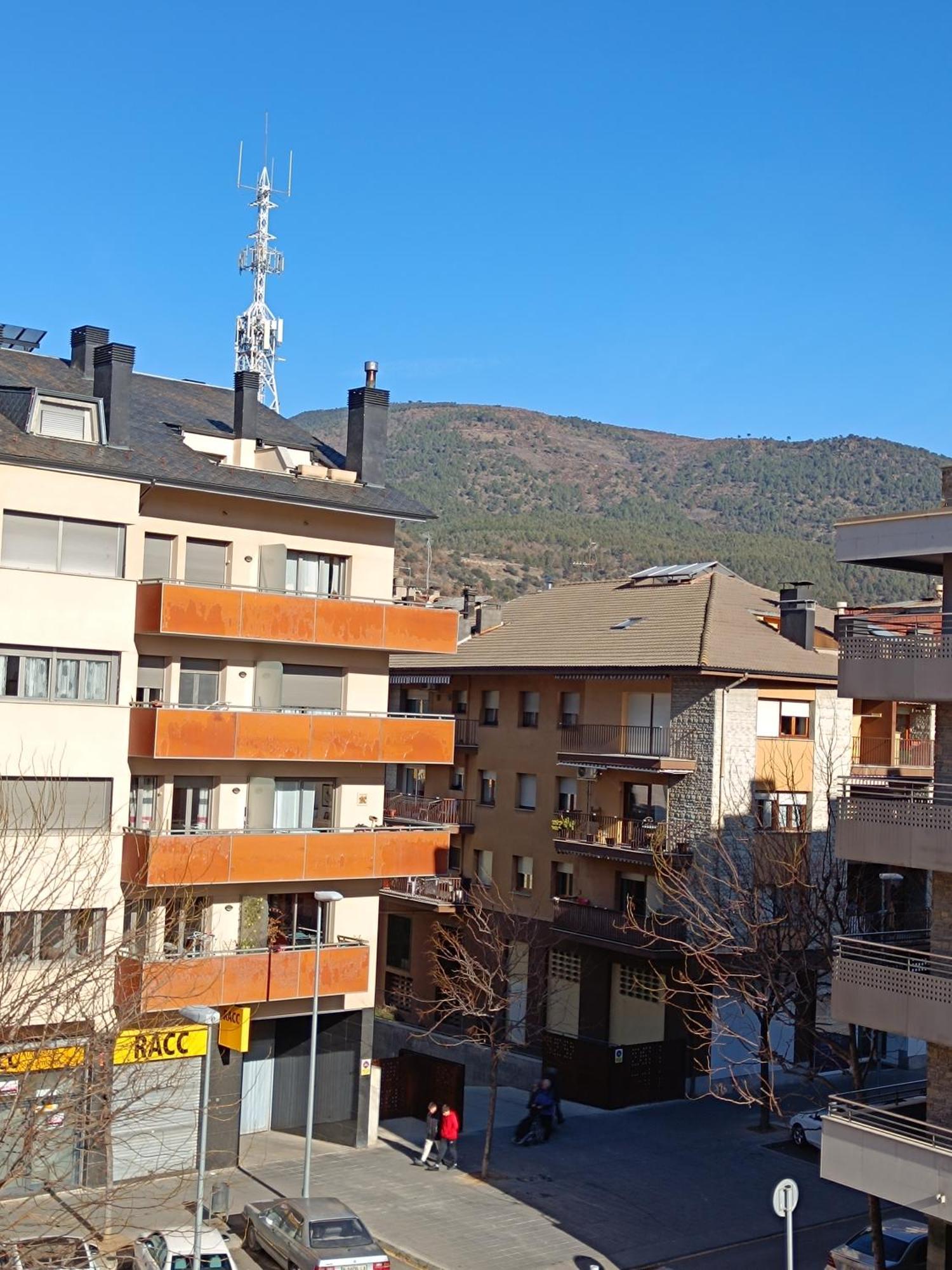 Apartamento Estel La Seu d'Urgell Exterior foto